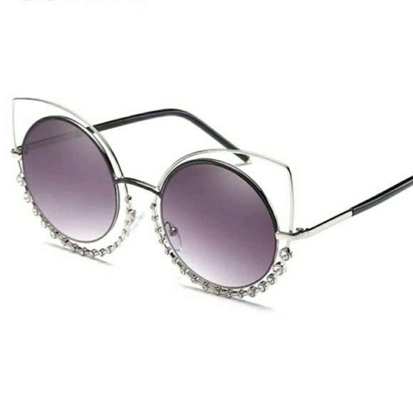 New Luxury Rhinestone Cateye Sunglasses - Picture 5 of 8